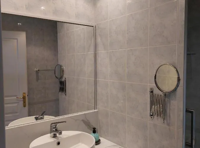 Lejlighed T2 Vue 48m2 Terrasse Parking Piscine *