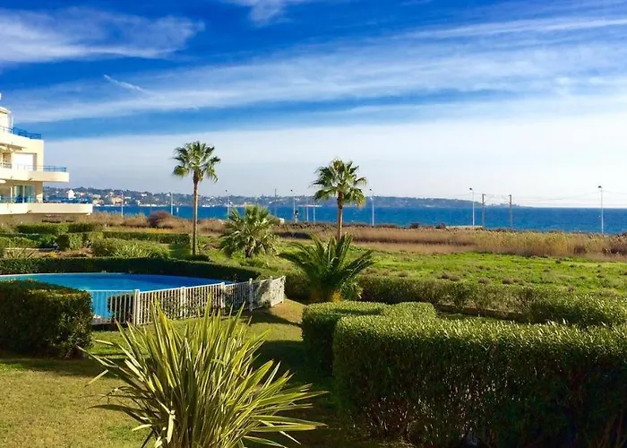 T2 Vue 48m2 Terrasse Parking Piscine * Antibes